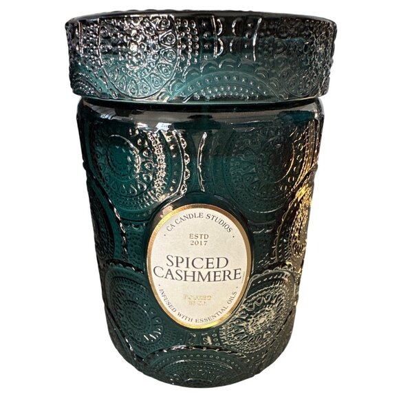Leoben Spiced Cashmere 18oz Candle No 36 Soy Wax Blend Cut Glass Teal Jar 1-Wick - Picture 1 of 7